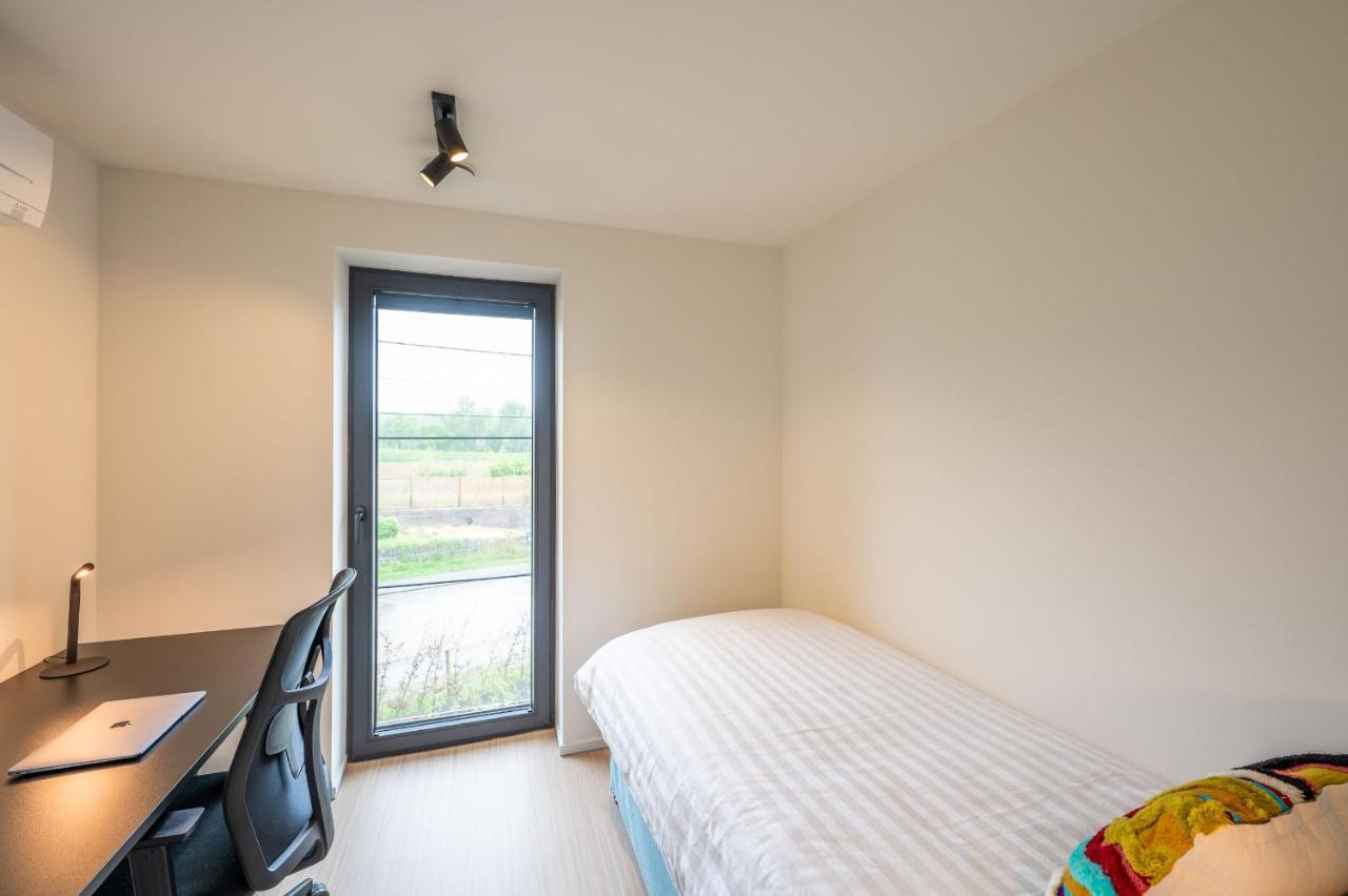 Unique Hideaway, Holiday House With Large Garden Kortenaken エクステリア 写真